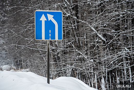 На тюменской трассе ограничили движение из-за смертельного ДТП