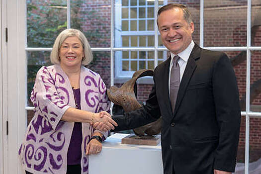 В Университете Джорджа Вашингтона назвали нового советника САР