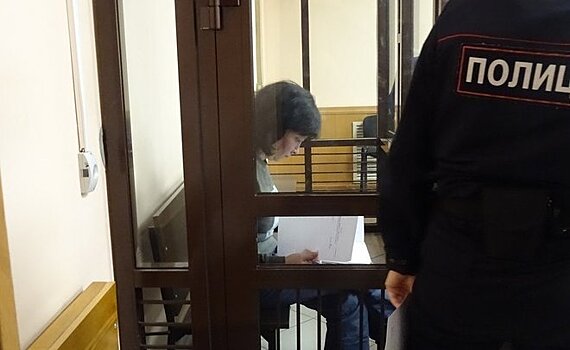 Казанский суд оставил в СИЗО кассира за кражу 35 млн в "Камкомбанке"