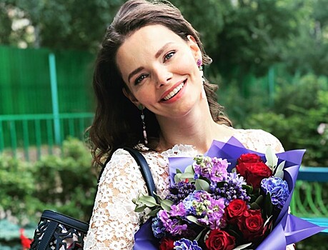 Неожиданно: Елизавета Боярская показала фото с короткой стрижкой и светлыми волосами