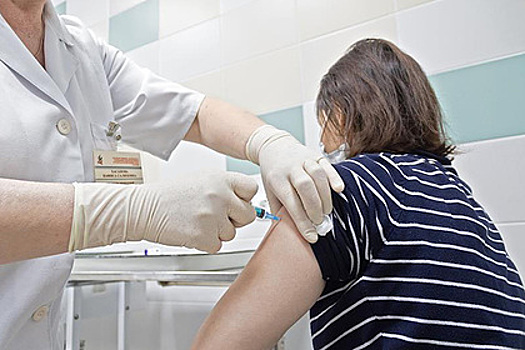 Вирусолог рассказал о вакцине против всех штаммов коронавируса