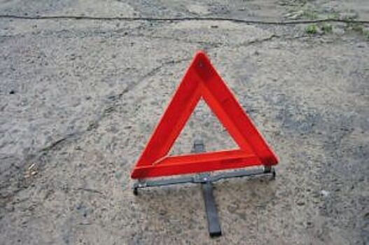 Женщина-пешеход погибла под колесами машины в вологодской деревне