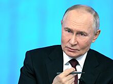 Путин рассказал о создании в РФ подводных газовозов