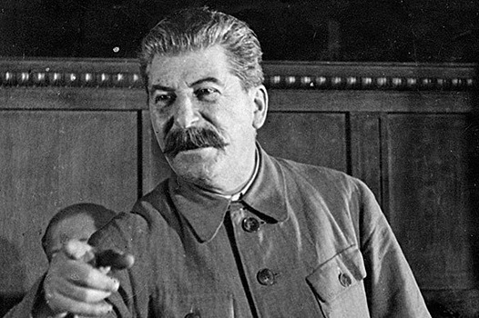 На что на Руси запрещено было показывать пальцем