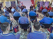 Спортсмены ЦСКА посетили участников спецоперации в госпитале Вишневского