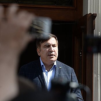 Саакашвили обвиняет Луценко в ксенофобии и готовится к депортации