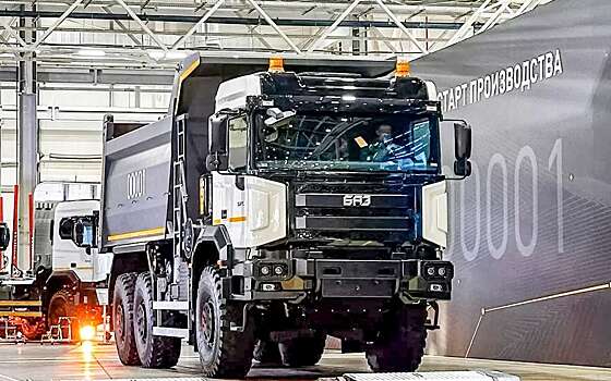 6×6, клиренс 400 мм: новый российский грузовик пошел в серию