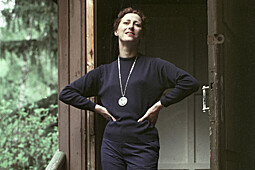 Балерина Майя Плисецкая на подмосковной даче, 9 августа 1962 года