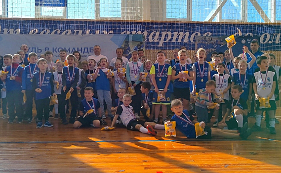 Курский «Авангард» провел фестиваль развития футбола «Будь в команде»