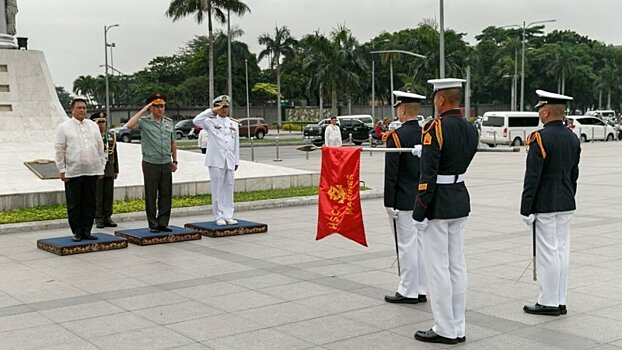 Шойгу принял участие в возложении венков к памятнику национальному герою Филиппин