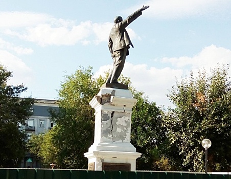 В Оренбурге демонтировали памятник Ленину?