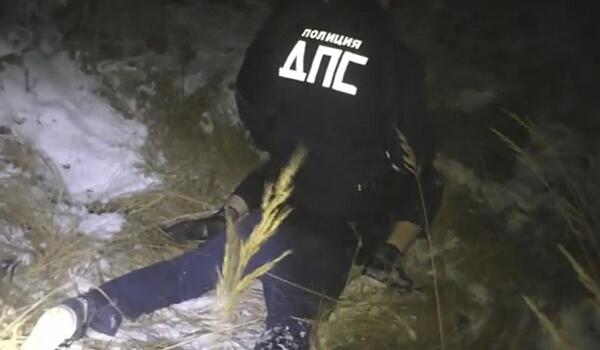 В Кирове пьяный водитель BMW попытался сбежать от автоинспекторов: кадры погони