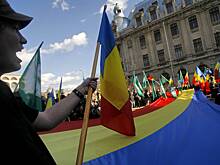 Замгенсека НАТО из Румынии обвинил в некомпетентности политиков в своей стране