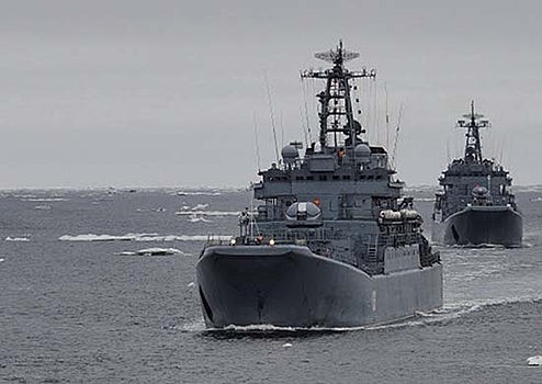 Десантные корабли Северного флота прошли Ла-Манш