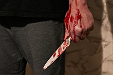 Житель Мурманска вонзил нож в шею собутыльницы в подвале