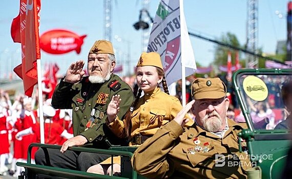Рустам Минниханов подписал закон о патриотическом воспитании граждан в Татарстане