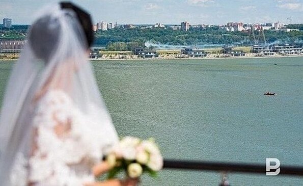 Названы самые популярные свадебные приметы у россиян