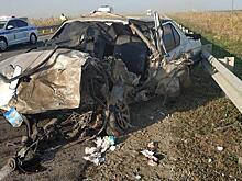 3 человека пострадали в ДТП с "КамАЗом" на трассе в Краснодарском крае