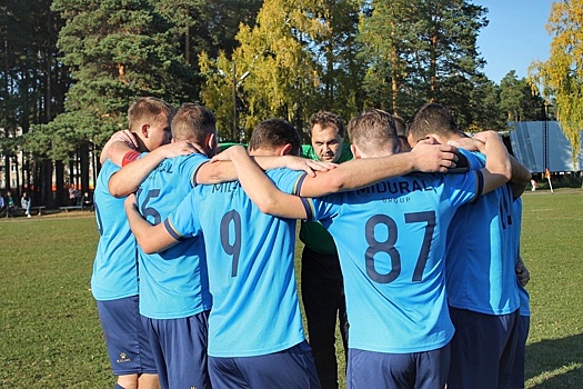 Футболисты Двуреченска начали с побед выступление в чемпионате Свердловской области
