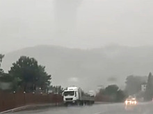 Очевидцы сняли на видео смерч над Джубгой