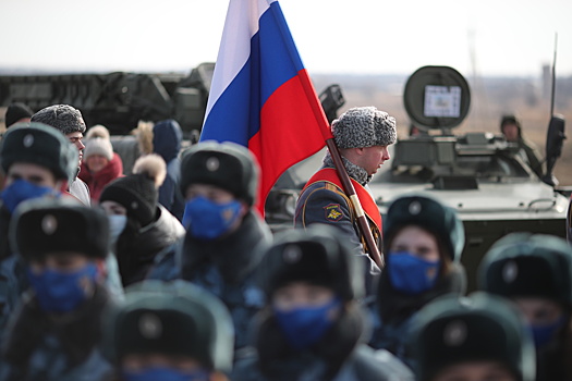 Пребывающих в запасе россиян призовут на военные сборы