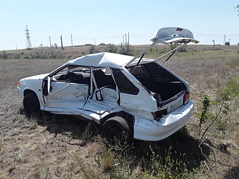 В Орске во время ДТП с участием грузовика и «ВАЗ – 2114» пострадали три человека