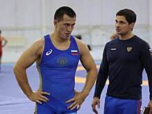Власов стал трехкратным чемпионом мира по греко-римской борьбе