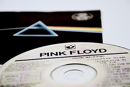 Pink Floyd собрали более 500 тысяч евро с продаж первого за 28 лет трека