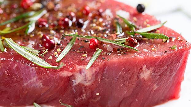 Регулярное употребление мяса может привести к проблемам с кишечником и мочевым пузырем