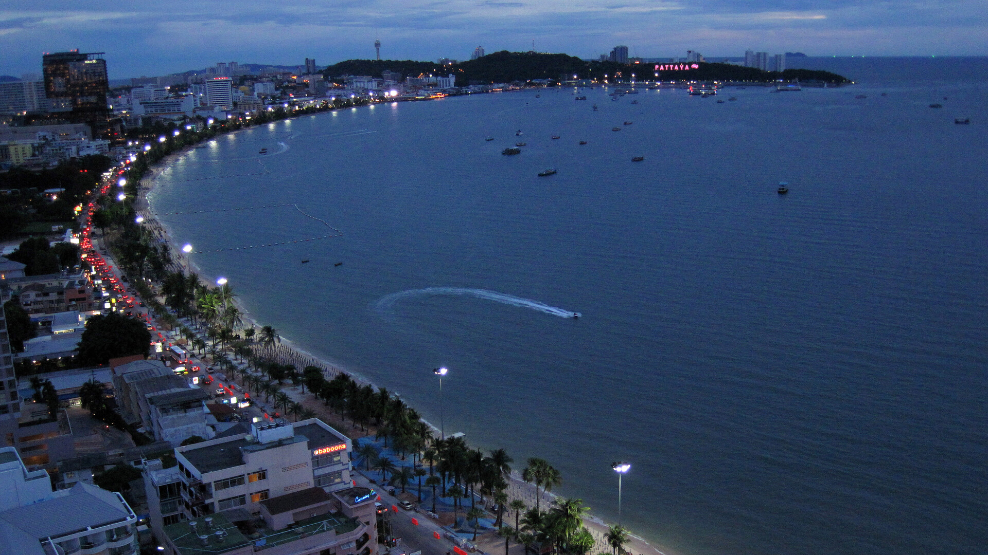 Названы основные версии пропажи модели из Белоруссии в Таиланде