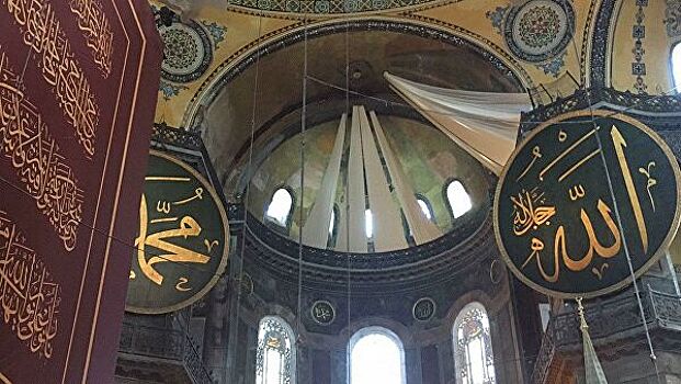 Турецкие власти пообещали открыть доступ к мозаикам Айя-Софии