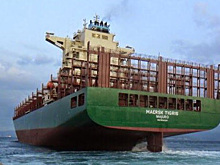 В составе экипажа задержанного в Иране судна оказался россиянин