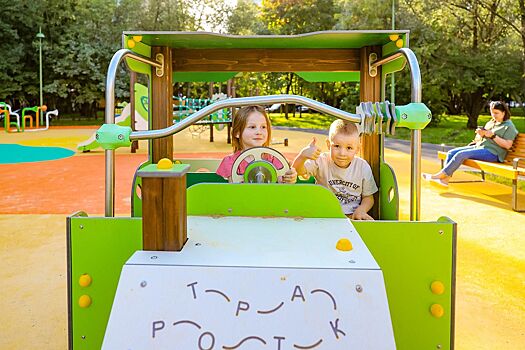 Завершилось благоустройство детской площадки для юных исследователей в Зеленом парке