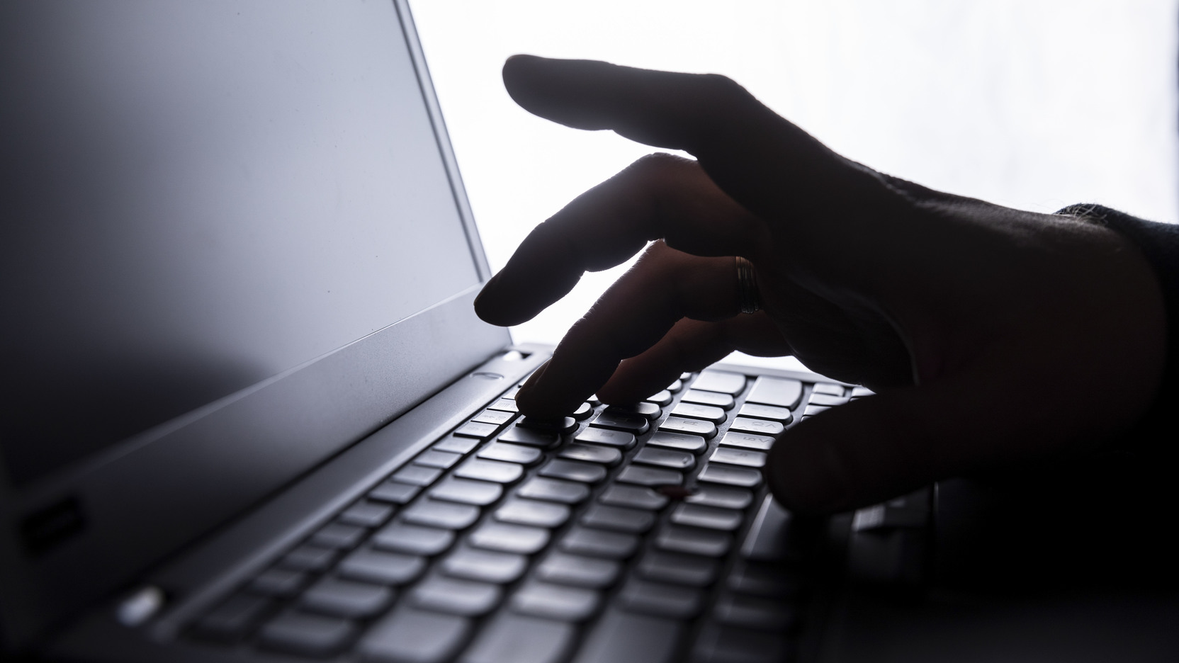 «Каждый может это сделать»: Мир сталкивается с волной кибератак из-за доступности ИИ