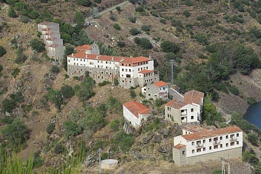 В Испании предложили купить деревню по цене одного дома