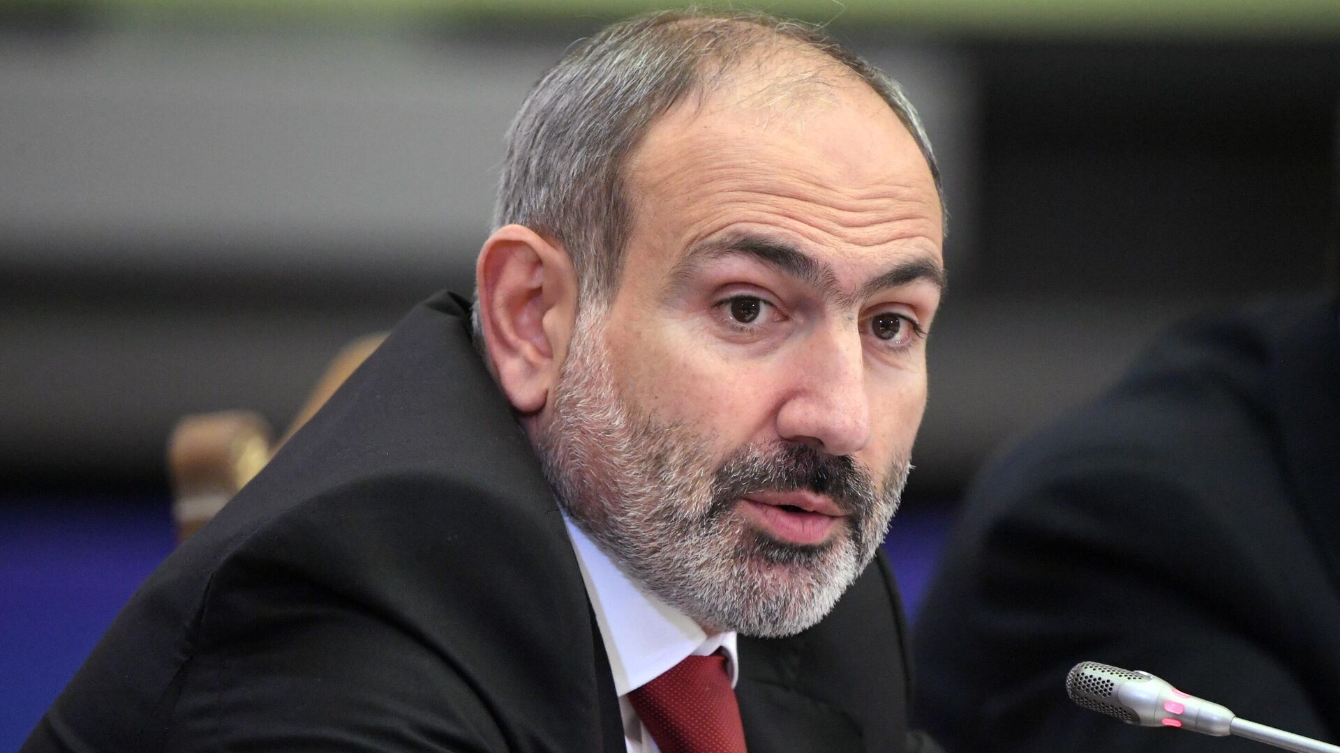 Пашинян: Ереван готов подписать мирное соглашение с Баку в рамках согласованных принципов