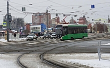 В ГИБДД Свердловской области рассказали об опасности выделенной трамвайной полосы