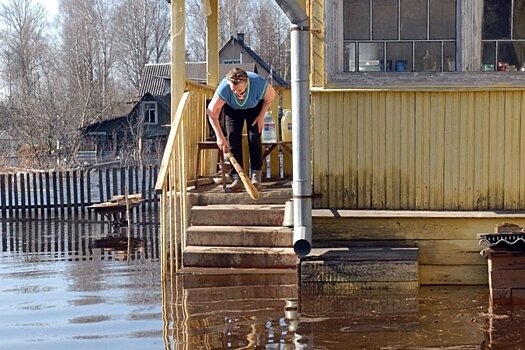 Почему дачу надо покупать в половодье