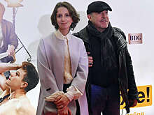 Музыкант Макаревич рассказал, что акула могла прокусить пополам его жену Эйнат