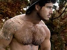 О чем говорят волосы на груди мужчины