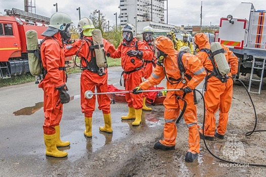 Избранный на третий срок губернатор Волгоградской области Бочаров вступил в должность