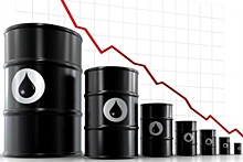 Ценам на нефть предрекли еще большее падение в ближайшие полгода