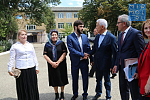 Глава Дагестана Васильев открыл новую школу в Каспийске