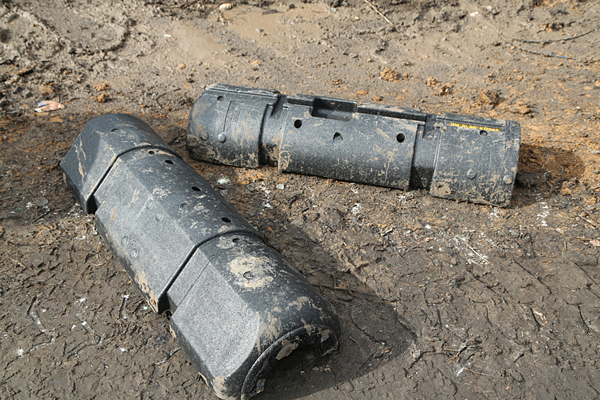 асти тубуса от шведского противотанкового комплекса NLAW на бывших позициях украинских войск в районе села Николаевка