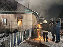 В Белогорске при пожаре погибла 13-летняя девочка: ее мама получила 80% ожогов тела