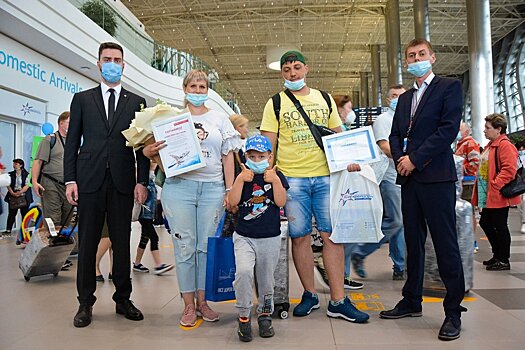 Аэропорт Симферополь принял рекордные два миллиона пассажиров