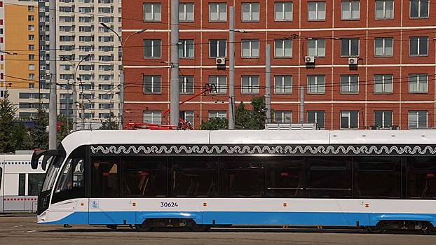 Трамваи двух маршрутов задерживаются на востоке Москвы