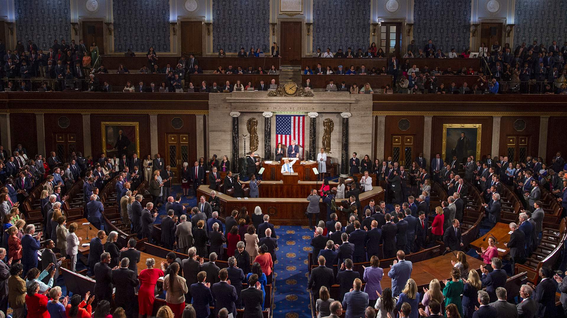 Конгресс сша 60 млрд. Сенат украины. Сенат 1989 сша. Соотношение республиканцев и демократов в конгрессе сша. Конгресс сша 60 млрд.