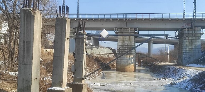 Самый затопляемый участок в пригороде Владивостока взяли под наблюдение: «Ростелеком» модернизировал гидрологический комплекс на реке Богатая