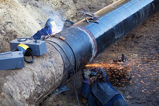 Белоруссия повышает с 1 февраля тариф на транзит российской нефти на 6,6%